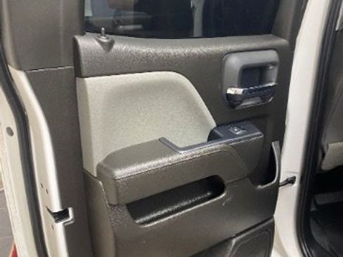 Used 2018 Chevrolet Silverado 1500 W/T image 12