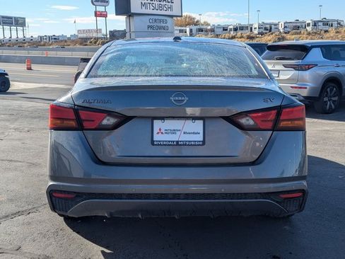 Used 2023 Nissan Altima 2.5 SV image 5