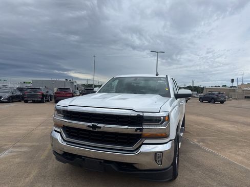 Used 2019 Chevrolet Silverado 1500 LT w/ All Star Edition AWD/4WD image 6