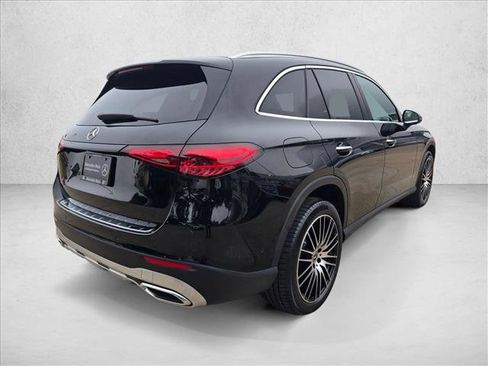 Certified 2025 Mercedes-Benz GLC 300 image 5