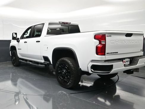 Used 2022 Chevrolet Silverado 2500 LTZ w/ LTZ Plus Package AWD/4WD image 11