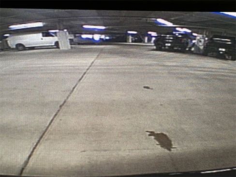 Used 2023 Chevrolet Equinox LT image 26