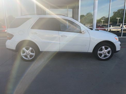 Used 2008 Mercedes-Benz ML 350 4MATIC image 3