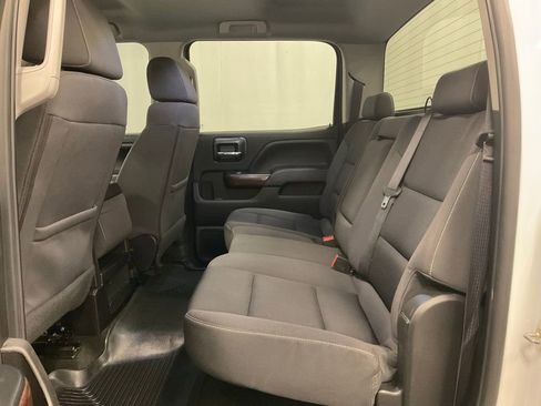Used 2018 GMC Sierra 2500 SLE w/ SLE Preferred Package image 33