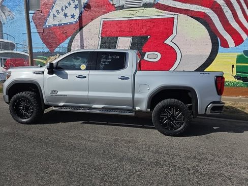 Used 2019 GMC Sierra 1500 SLT w/ SLT Convenience Package image 3