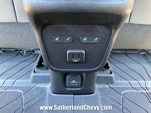 Used 2024 Chevrolet Equinox Premier FWD image 43