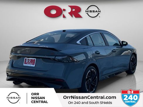 New 2026 Nissan Sentra SR w/ SR Premium Package FWD image 5