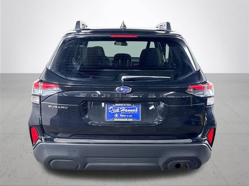 Certified 2026 Subaru Forester Premium w/ Base/Premium Package AWD/4WD image 8