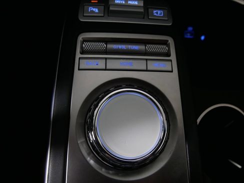 Used 2023 Genesis GV70 3.5T Sport w/ Sport Advanced Package AWD/4WD image 27