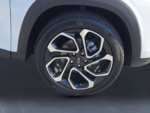 New 2026 Chevrolet Trax RS w/ Driver Confidence Package image 10