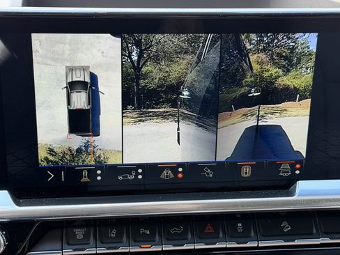 New 2026 GMC Sierra 2500 SLT AWD/4WD image 39