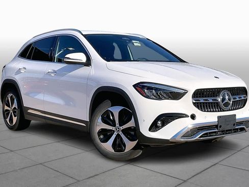 Used 2025 Mercedes-Benz GLA 250 image 4