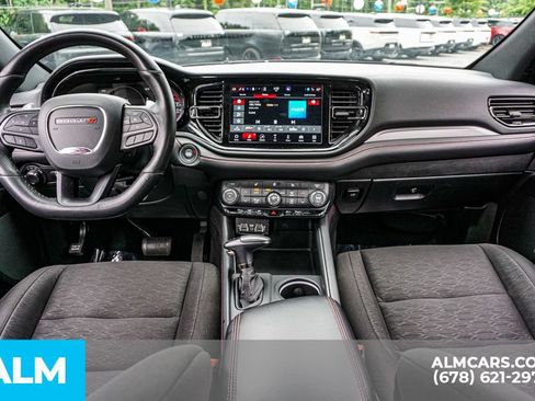 Used 2025 Dodge Durango GT RWD image 28