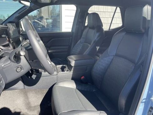 Used 2025 Toyota 4Runner TRD Sport Premium image 9