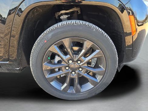 New 2026 Jeep Grand Cherokee Limited AWD/4WD image 33
