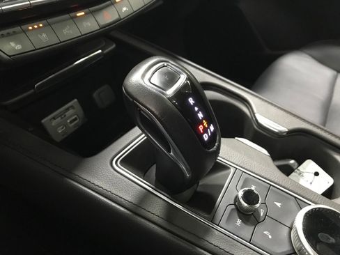Used 2019 Cadillac XT4 Sport AWD/4WD image 16