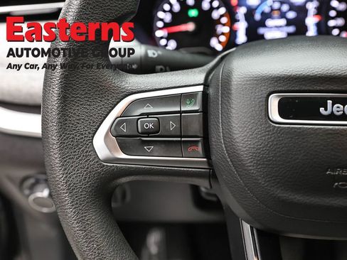 Used 2023 Jeep Compass Sport AWD/4WD image 14