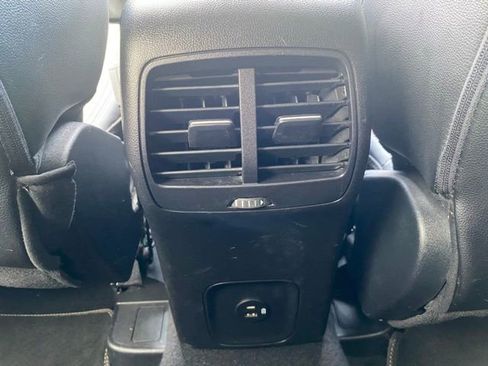 Used 2021 Ford Escape Titanium w/ Titanium Elite Package image 21