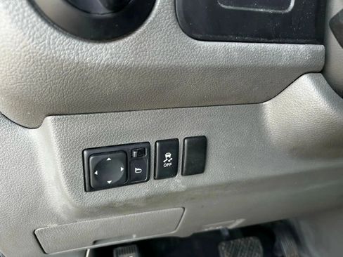 Used 2016 Nissan NV 2500 S w/ Power Package RWD image 13