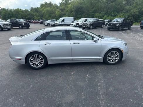 Used 2014 Lincoln MKZ w/ Equipment Group 101A Select FWD image 8