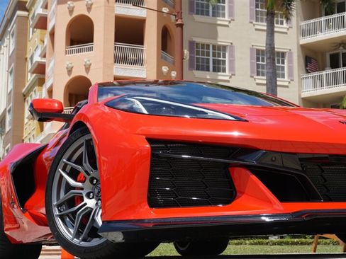 Used 2024 Chevrolet Corvette Z06 w/ Stealth Interior Trim Package RWD image 24