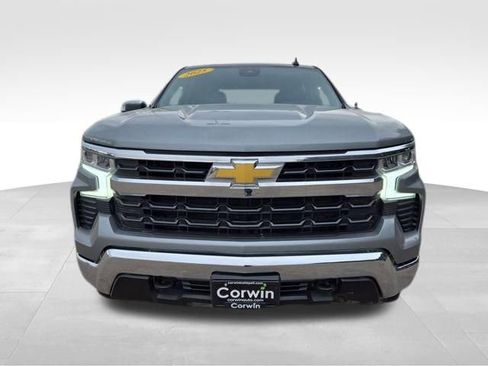 Used 2025 Chevrolet Silverado 1500 LT image 4