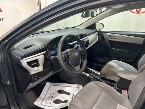 Used 2014 Toyota Corolla LE FWD image 22