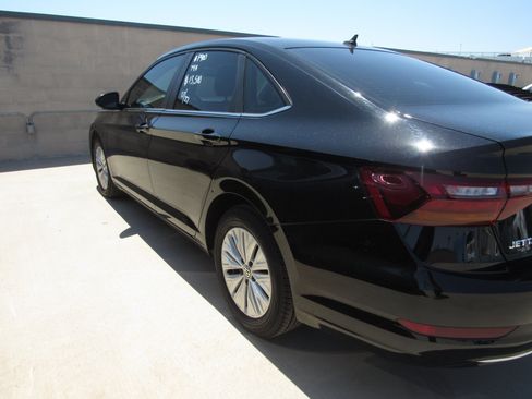 Used 2019 Volkswagen Jetta S FWD image 4
