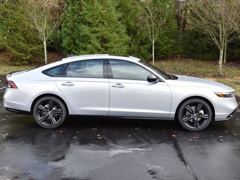 New 2025 Honda Accord Sport image 9