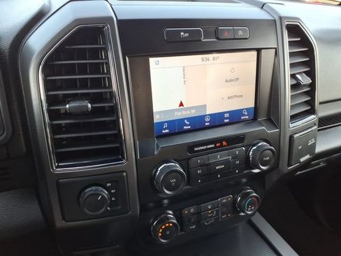 Used 2020 Ford F150 XLT w/ Equipment Group 302A Luxury AWD/4WD image 21