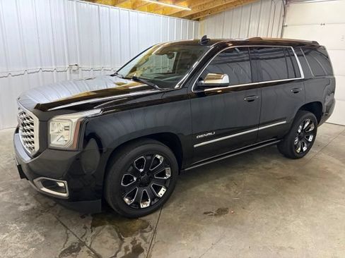 Used 2020 GMC Yukon Denali w/ Denali Ultimate Black Edition AWD/4WD image 4