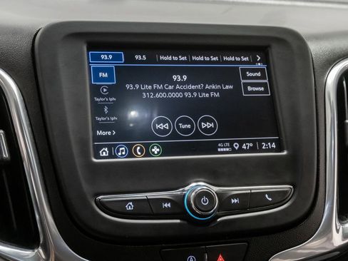 Used 2022 Chevrolet Equinox LT AWD/4WD image 17