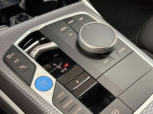 Used 2025 BMW i4 xDrive40i w/ Premium Package image 16