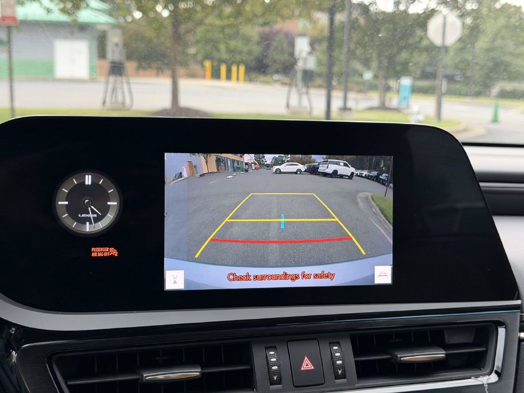 Used 2023 Lexus ES 350 w/ Accessory Package (Z1) FWD image 21