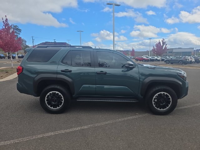 Used 2025 Toyota 4Runner TRD Off-Road AWD/4WD image 2