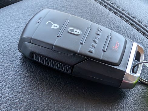 Used 2019 RAM 1500 Big Horn image 30