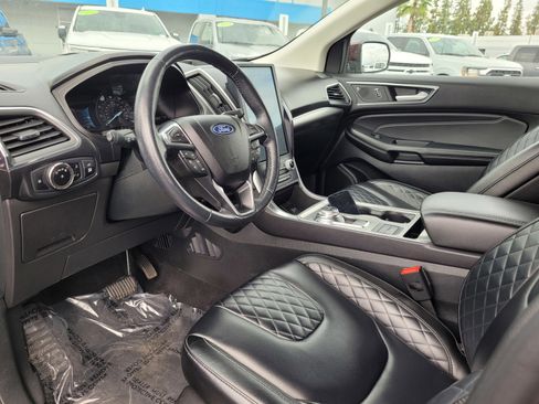 Used 2023 Ford Edge Titanium AWD/4WD image 9