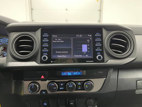 Used 2023 Toyota Tacoma SR AWD/4WD image 22