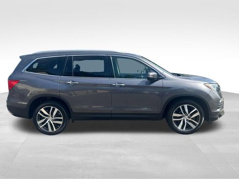 Used 2017 Honda Pilot Elite image 9