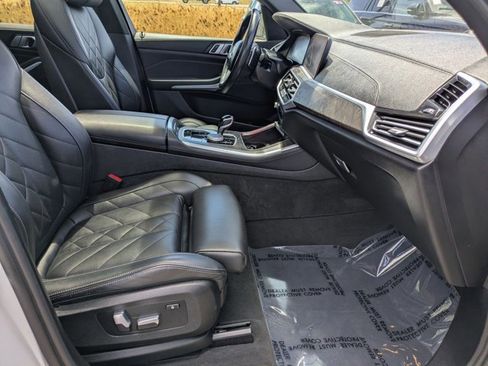 Used 2023 BMW X5 xDrive40i w/ Premium Package AWD/4WD image 21