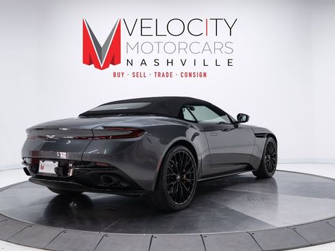 Used 2019 Aston Martin DB11 Volante image 6