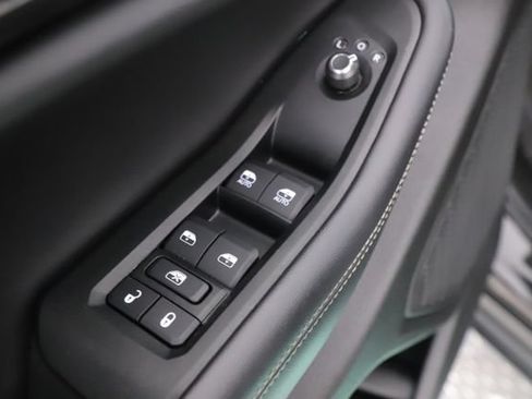 Used 2025 Jeep Grand Cherokee Laredo X AWD/4WD image 19