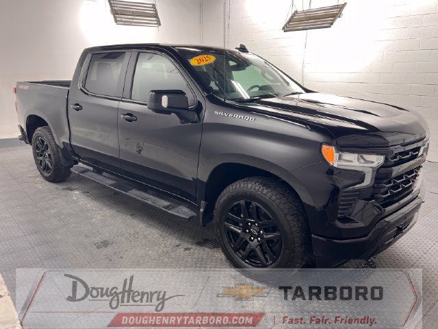 Used 2025 Chevrolet Silverado 1500 RST w/ Convenience Package II AWD/4WD image 5