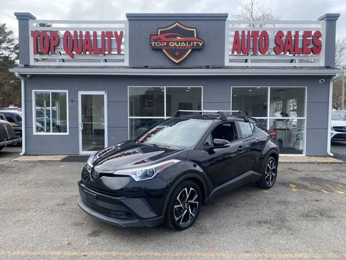 Used 2019 Toyota C-HR LE image 1