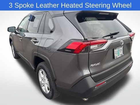 Used 2019 Toyota RAV4 XLE image 5