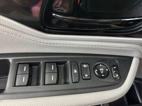 Used 2023 Honda Odyssey Touring image 41
