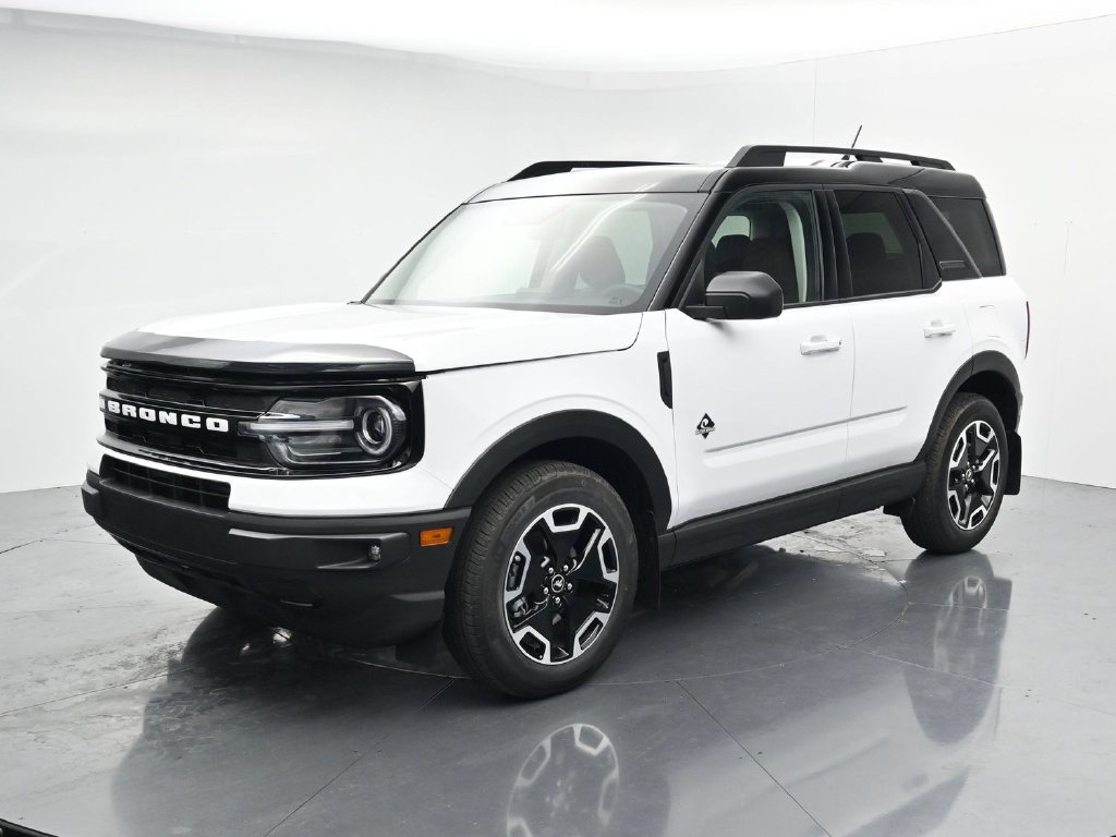 Used 2021 Ford Bronco Sport Outer Banks AWD/4WD image 4
