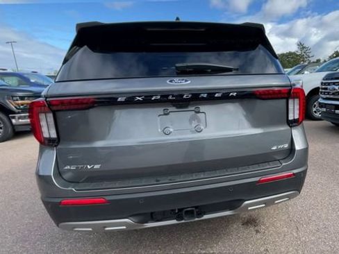 New 2026 Ford Explorer Active w/ Active Comfort Package AWD/4WD image 3
