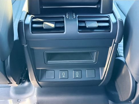 New 2026 Land Rover Defender 110 S image 19