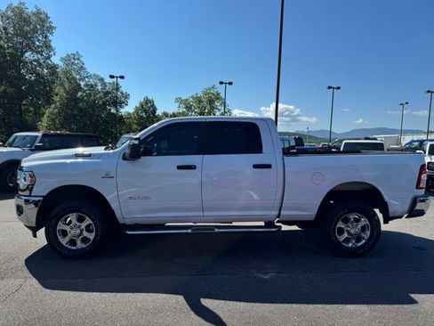 Used 2023 RAM 2500 Big Horn w/ Level 1 Equipment Group AWD/4WD image 6